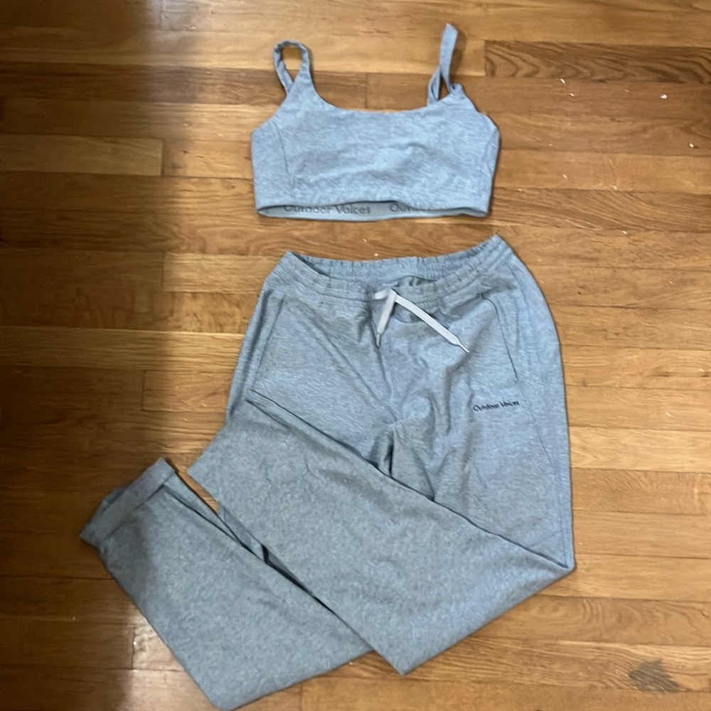 Outdoor voices lounge set